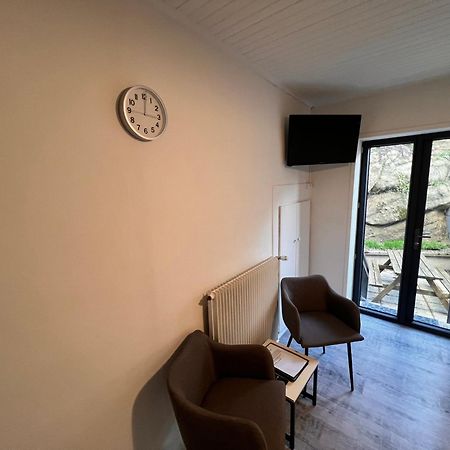 Appartement 4 Personnes, 1 Chambre, Terrasse, Wifi, Proche Du Centre La Bourboule Esterno foto