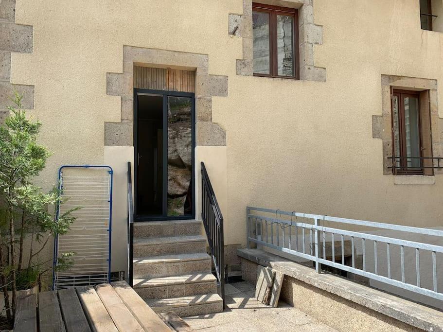 Appartement 4 Personnes, 1 Chambre, Terrasse, Wifi, Proche Du Centre La Bourboule Esterno foto