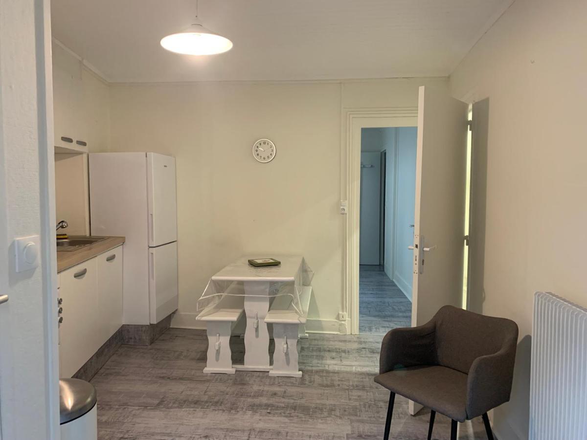 Appartement 4 Personnes, 1 Chambre, Terrasse, Wifi, Proche Du Centre La Bourboule Esterno foto